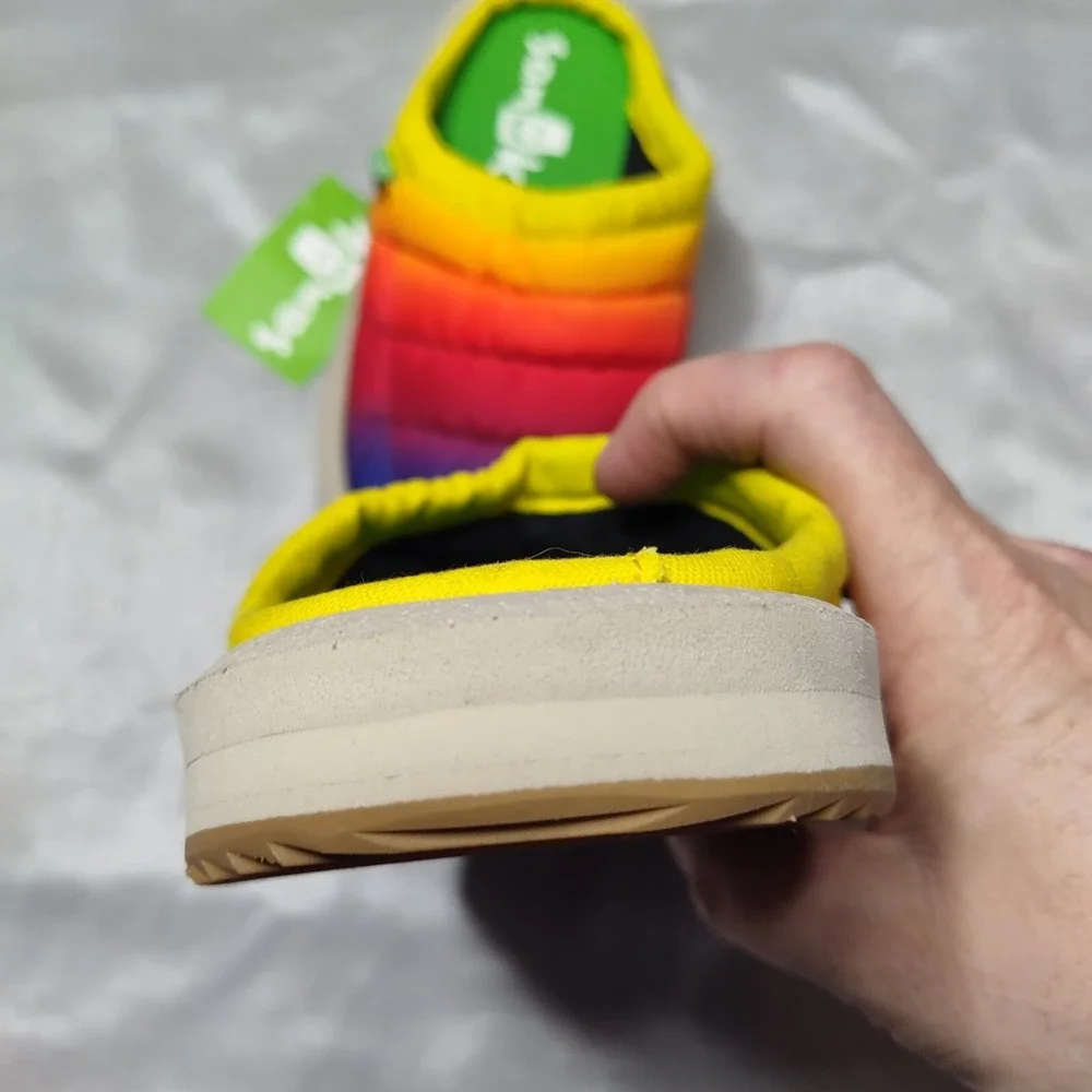 SANUK Girls Size 3 Lil Puffer Low Rainbow Mule Sandal Slippers‎ NEW